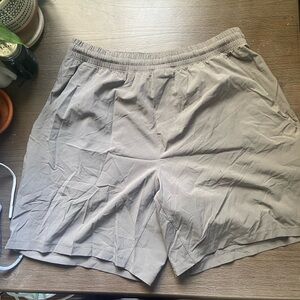 Men’s lululemon shorts